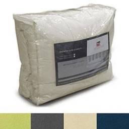 Acolchado King color liso 250 x 220 cm. + 2 fundas para almohadones 100% polyester.